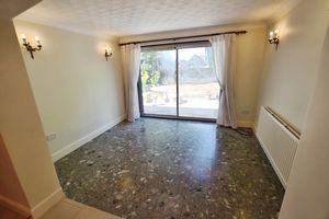 Garden Room- click for photo gallery